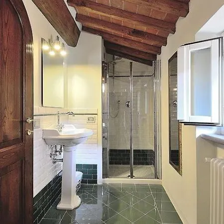 Giusi & Dario's Villa Cortona